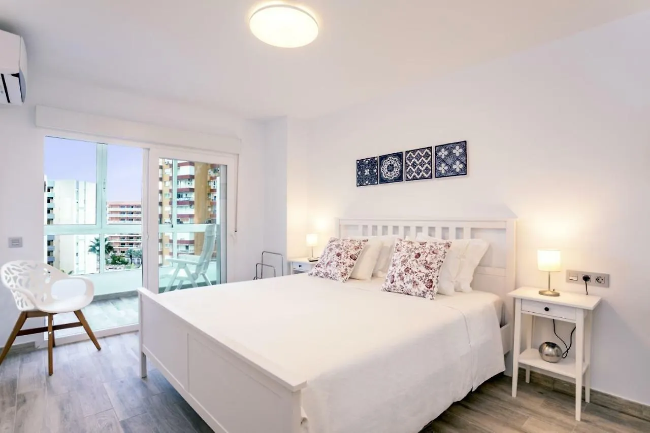 Apartamento Frente Al Mar Avenida Alay Benalmádena 0*,
