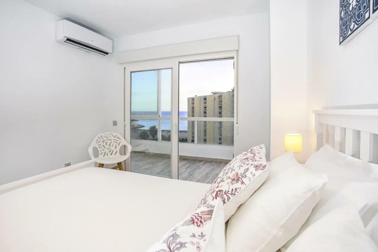 Apartamento Frente Al Mar Avenida Alay Benalmadena Apartment